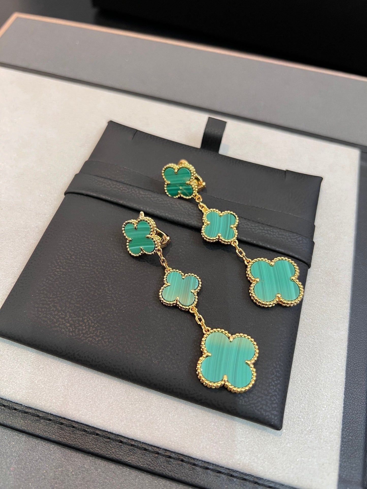 [Glitter Jewelry]CLOVER MALACHITE 3 MOTIFS GOLD
