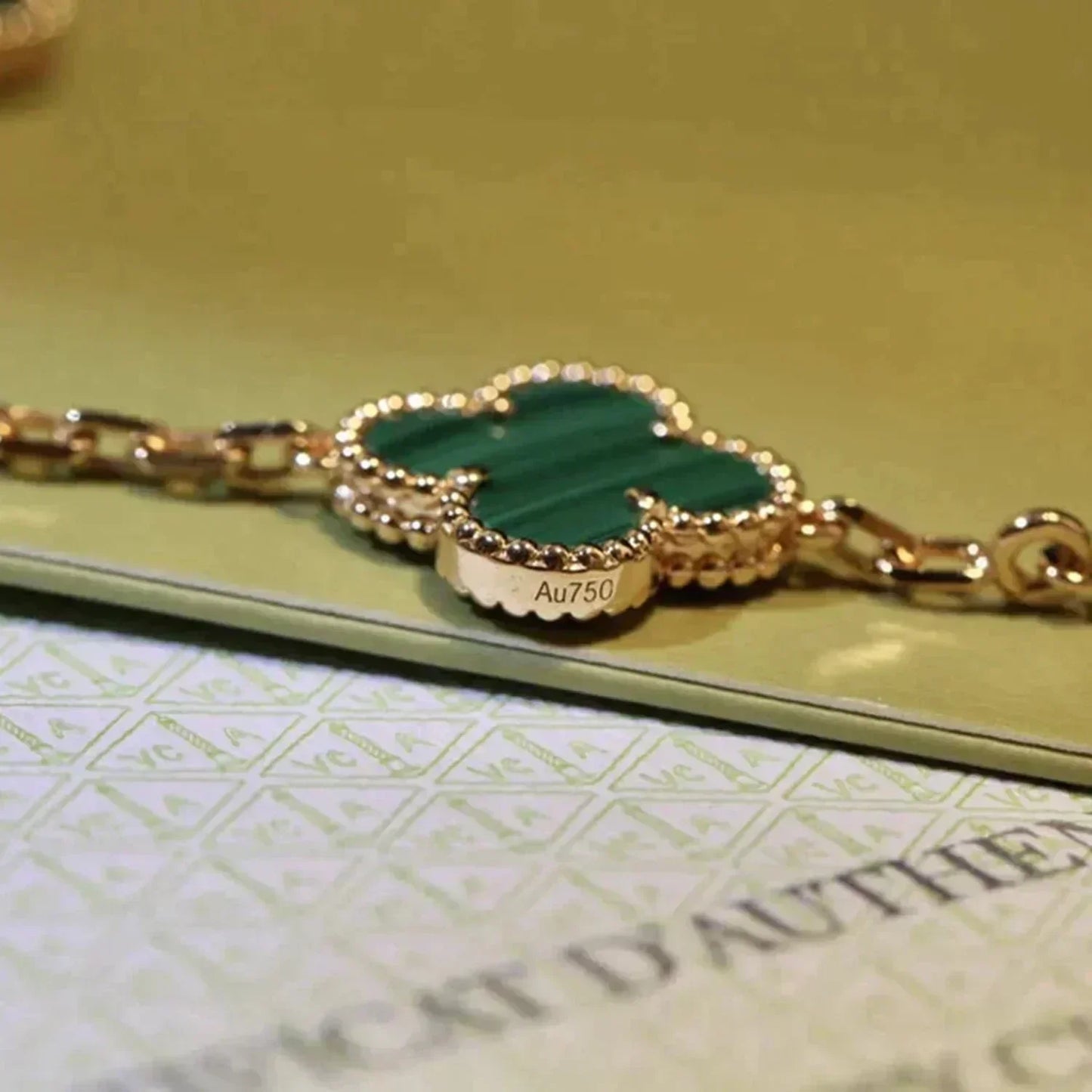 [Glitter] CLOVER 5 MOTIF MALACHITE BRACELET COLLECTION