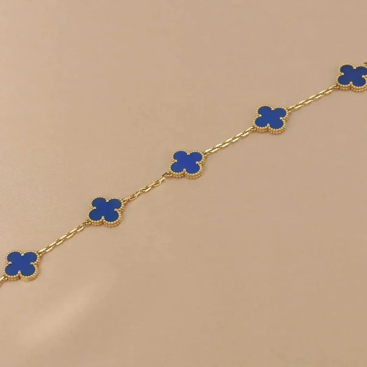 [Glitter] CLOVER 5 MOTIF BLUE AGATE BRACELET COLLECTION