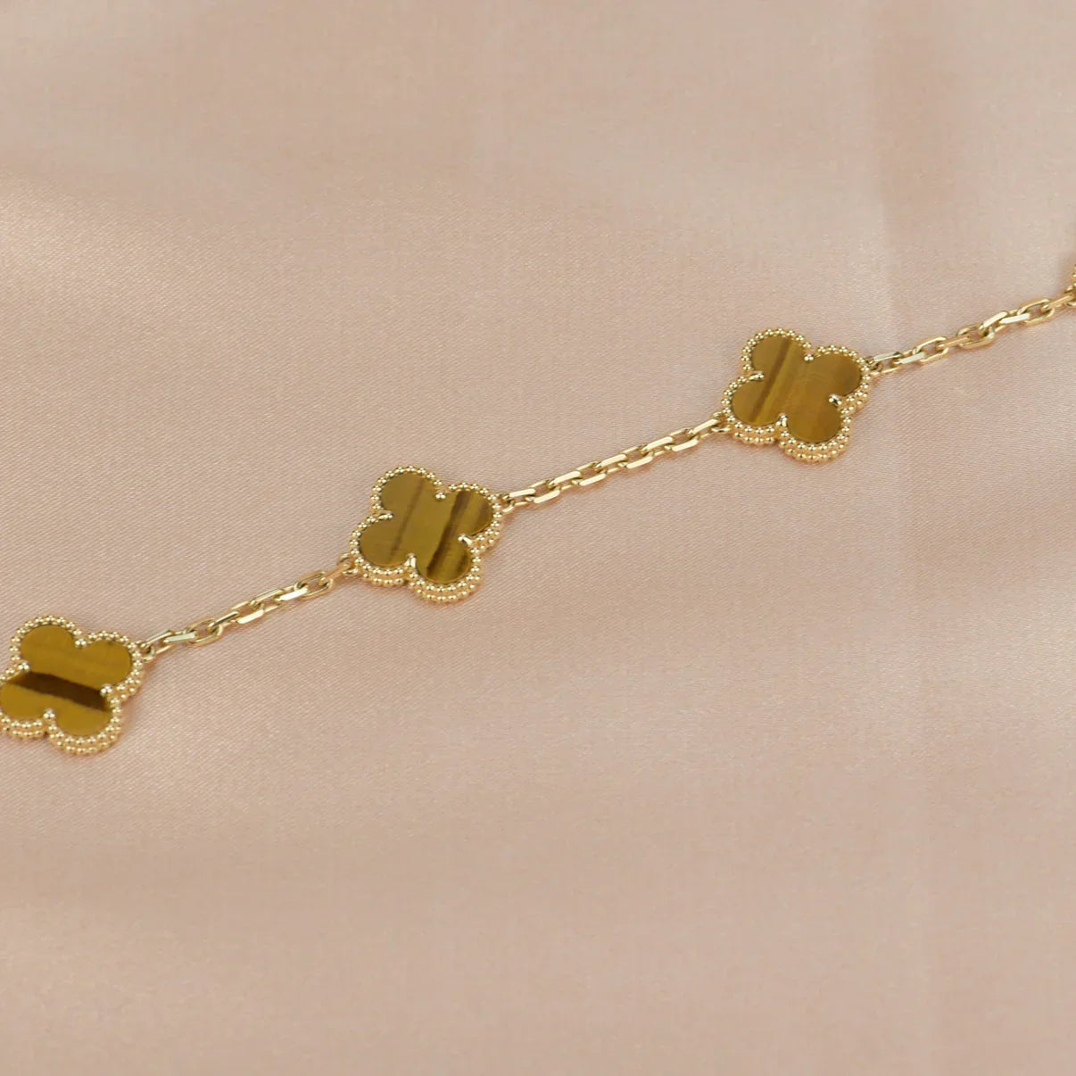 [Glitter] CLOVER 5 MOTIFS TIGER EYE BRACELET COLLECTION