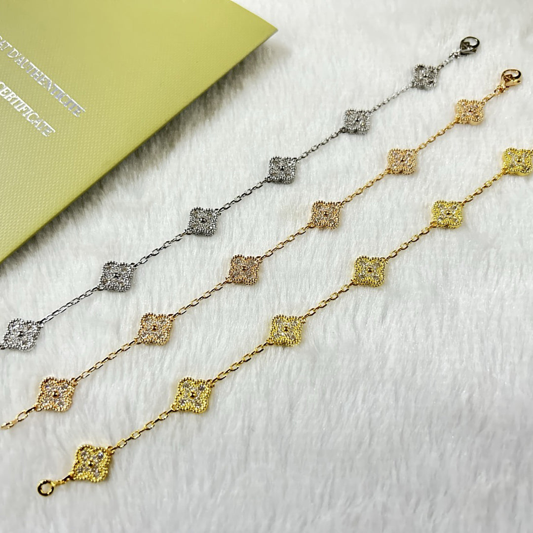 [Glitter]CLOVER 6 MOTIF DIAMOND BRACELET