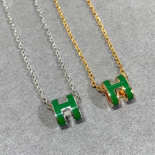 [グリッタージュエリー]POP H グリーンネックレス シルバー＆ゴールド
