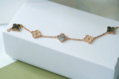 [Glitter] CLOVER 5 MOTIF GRAY MOP BRACELET COLLECTION
