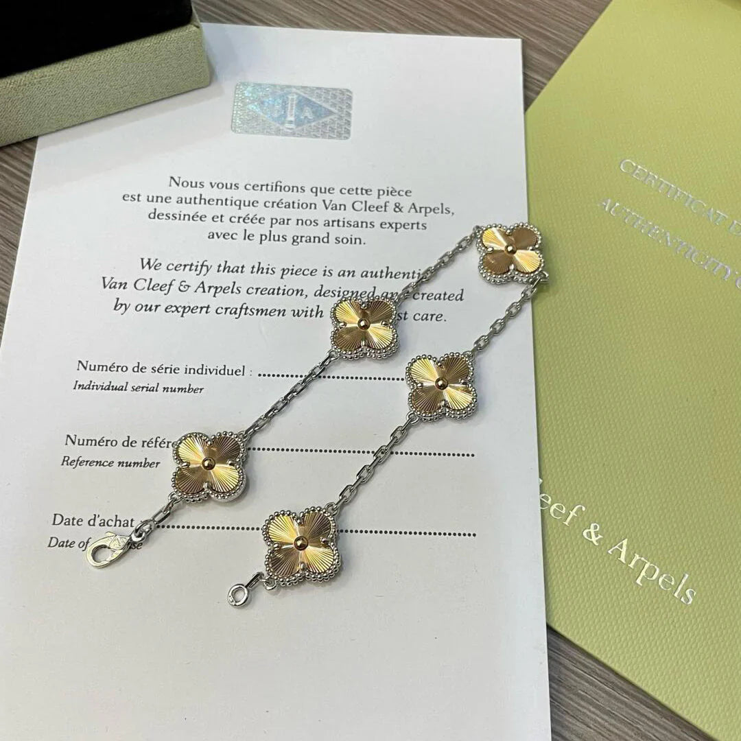 [Glitter] CLOVER 5 MOTIF LASER BRACELET COLLECTION