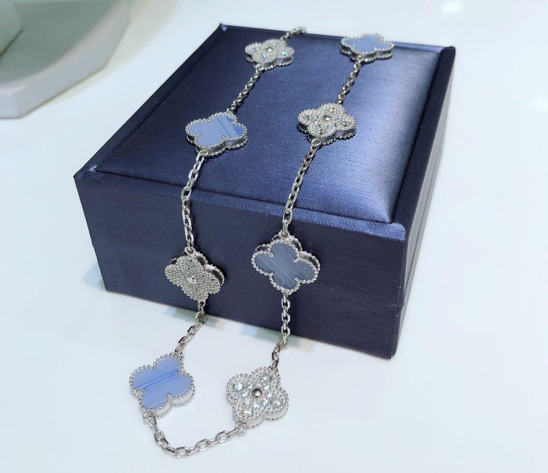 [Glitter Jewelry]CLOVER 10 MOTIFS CHALCEDONY DIAMONDS SILVER NECKLACE
